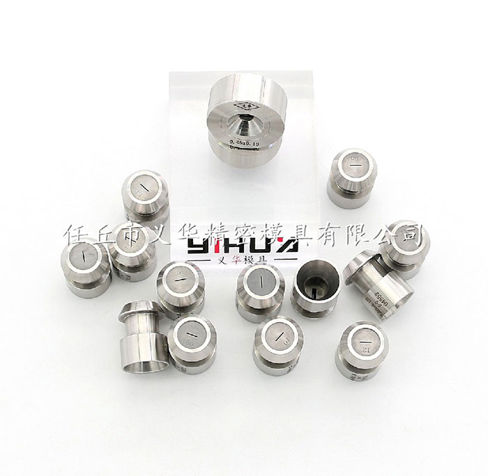 1713494180180341.jpg 3立式涂漆模具.jpg